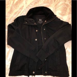 Black Jacket with fleece collar🖤